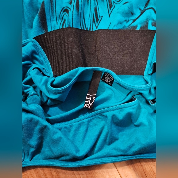 FOX Tank Top, Teal in Sz. MED. - Picture 4 of 6